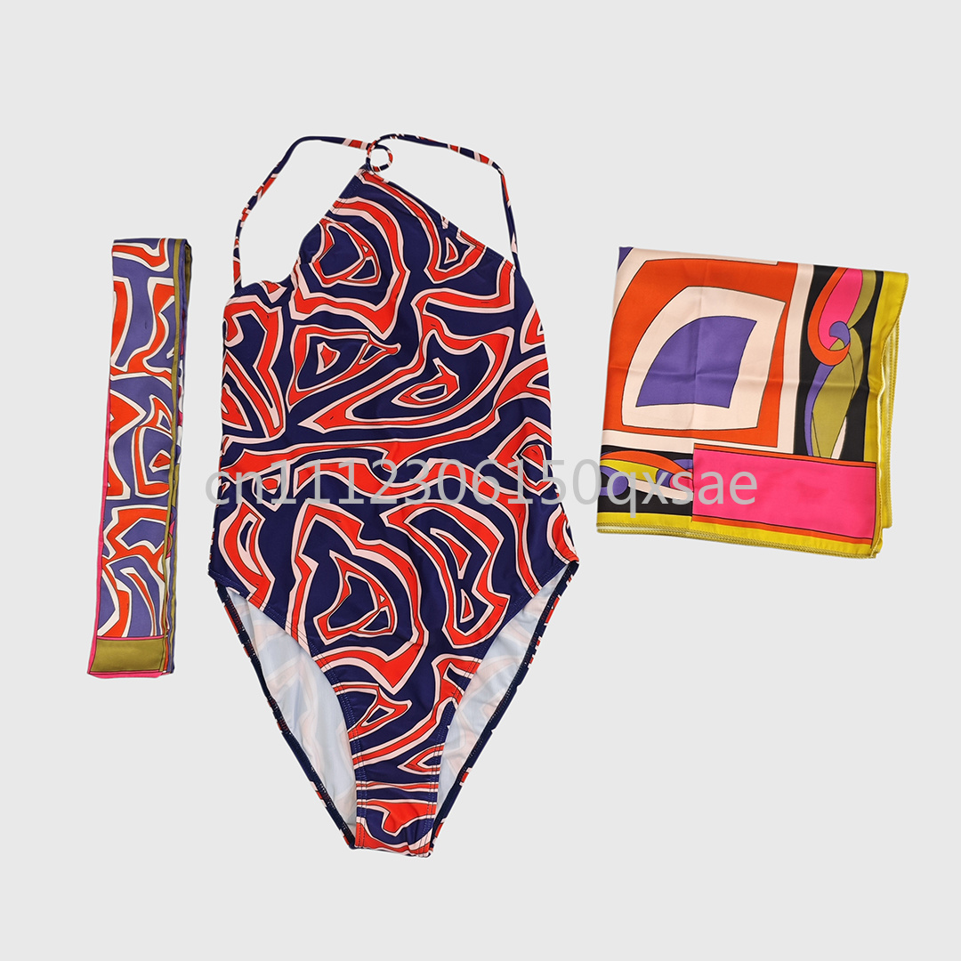 Women Fashion Logo Design - Luxuriöses Design Damen-Bikini-Set mit rotem Schal