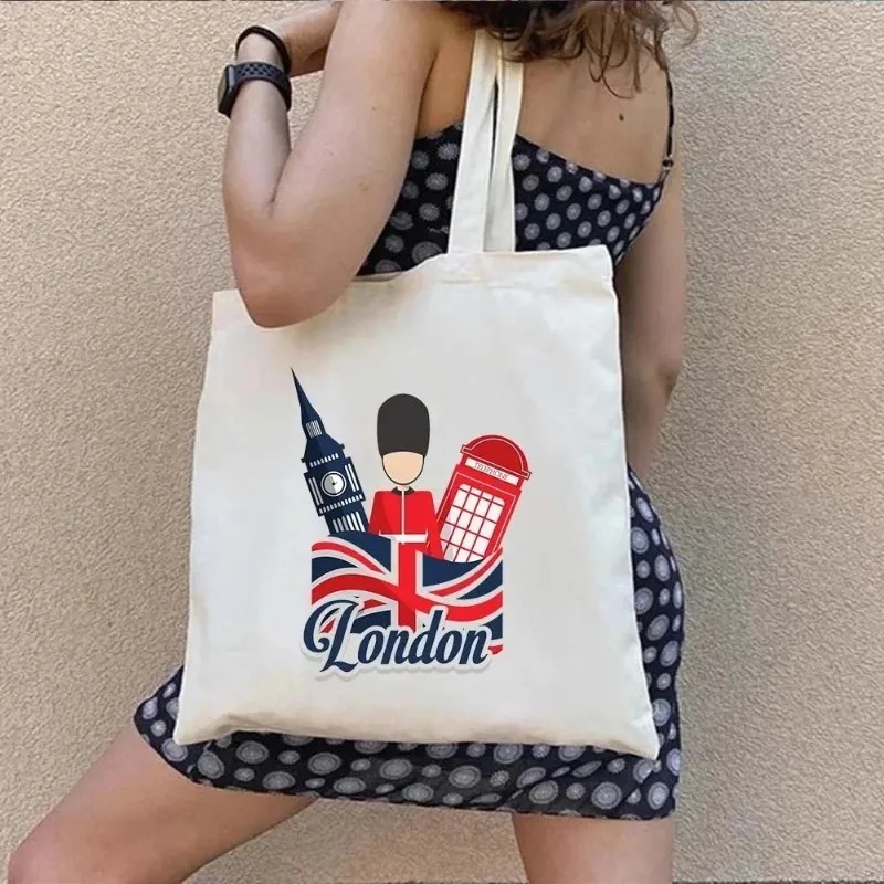 London UK Paris Bedruckte Dame – Women'S Fashion London Bewertung und Preis